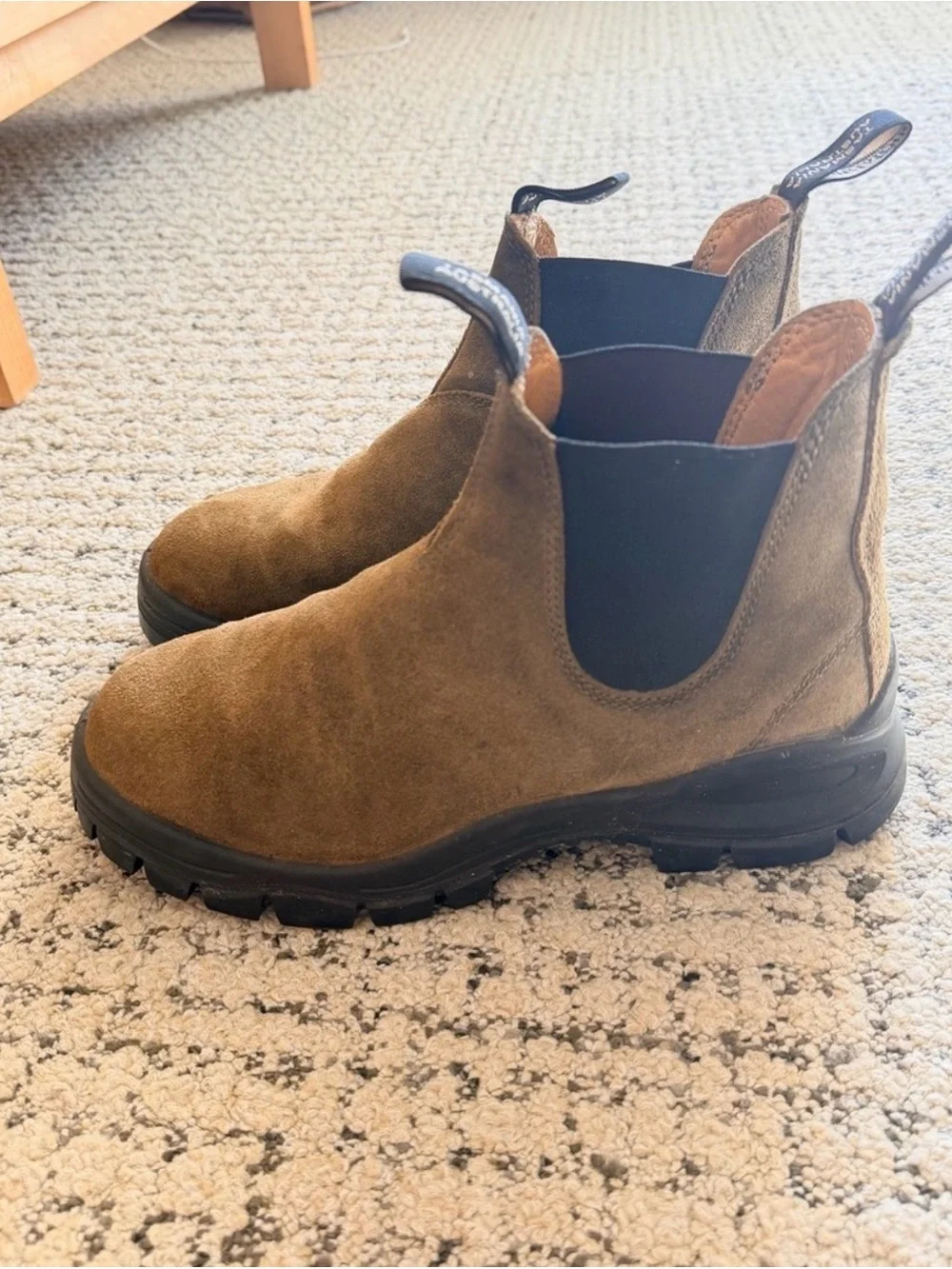 Blundstone Suede Boots Lugsole
